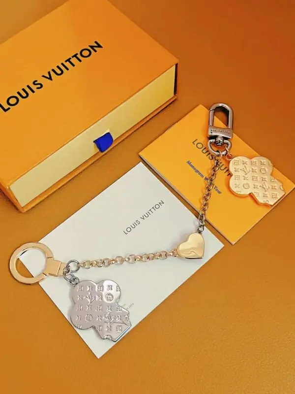 louis vuitton lv key holder and boucle de sac s_123b6032